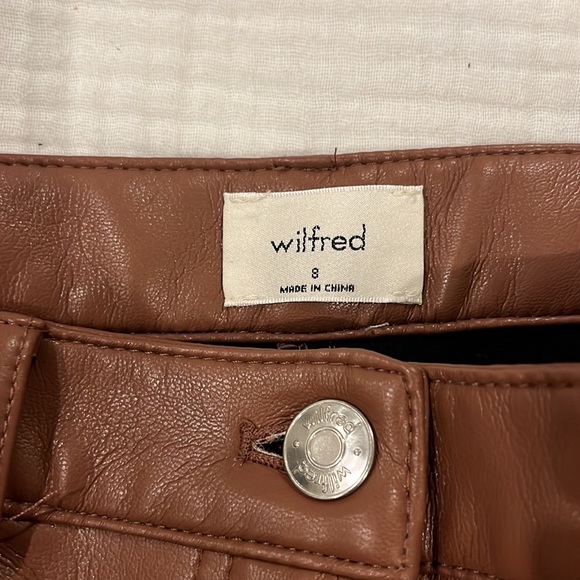 Viral Aritzia Melina leather pants in ‘Epicurean Brown’ - Picture 7 of 8